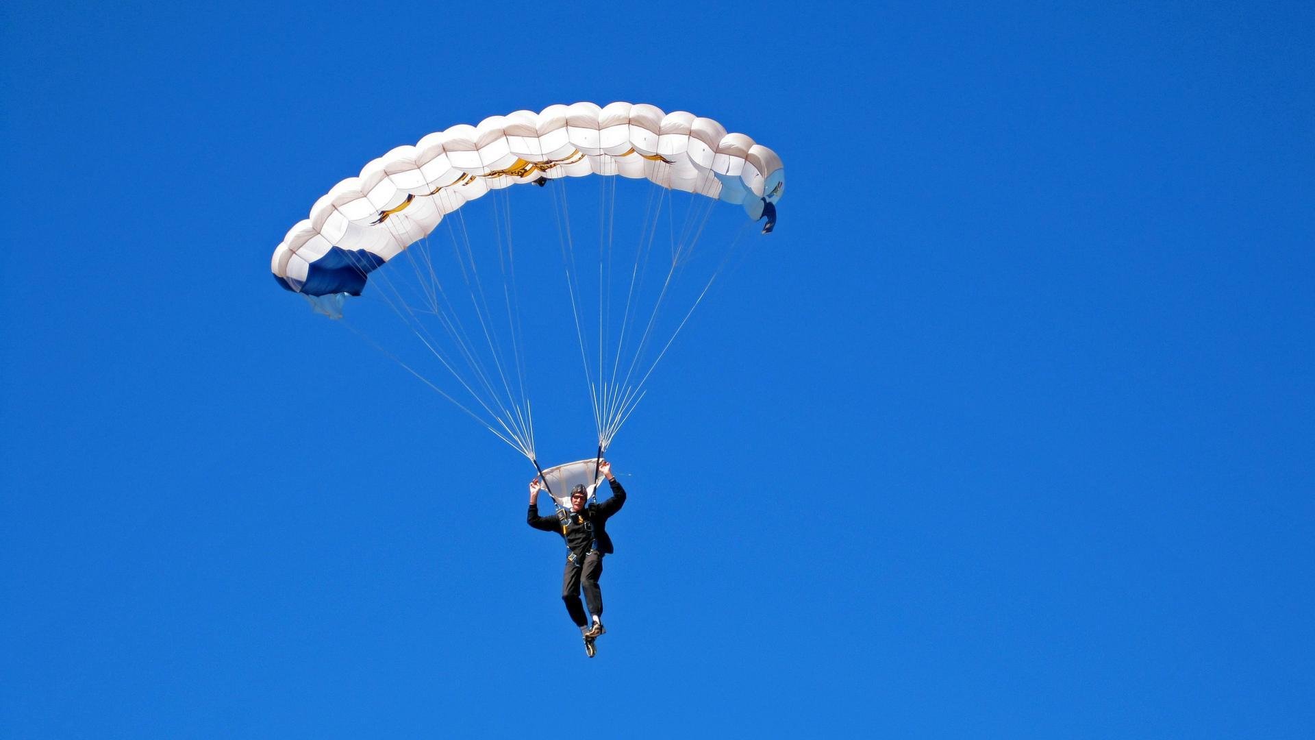 开云网址-德国反曲弓选手在2024年世界射箭锦标赛中表现出色，国际反曲弓比赛规则